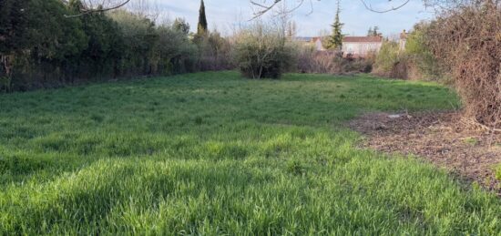 Terrain à bâtir à Gardanne, Provence-Alpes-Côte d'Azur