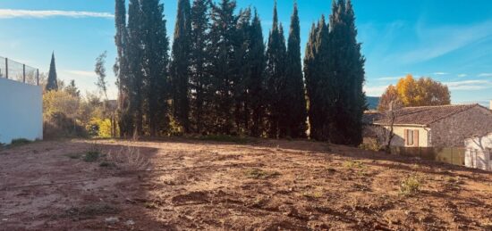 Terrain à bâtir à Le Puy-Sainte-Réparade, Provence-Alpes-Côte d'Azur