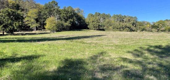 Terrain à bâtir à , Dordogne