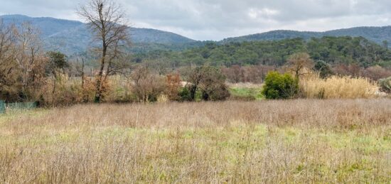 Terrain à bâtir à Pignans, Provence-Alpes-Côte d'Azur