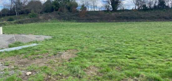 Terrain à bâtir à , Hautes-Pyrénées