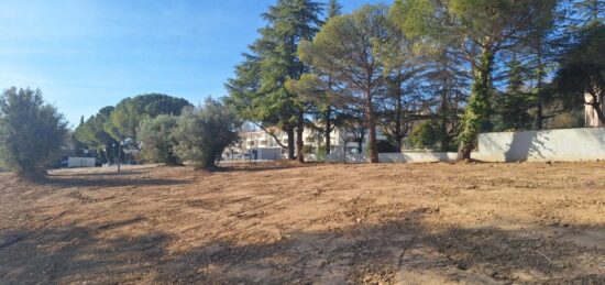 Terrain à bâtir à Manosque, Provence-Alpes-Côte d'Azur