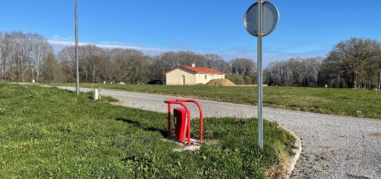 Terrain à bâtir à La Geneytouse, Nouvelle-Aquitaine