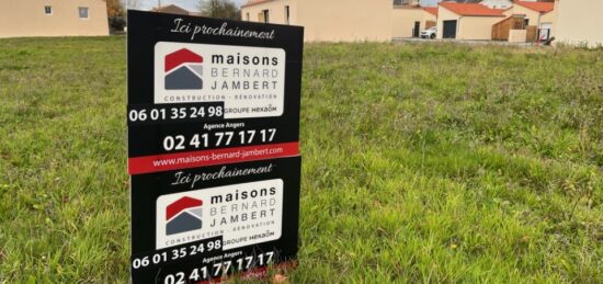 Terrain à bâtir à Saint-Georges-des-Gardes, Pays de la Loire