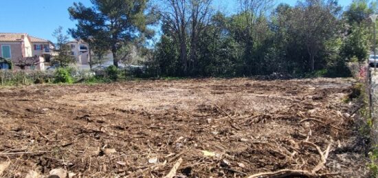 Terrain à bâtir à La Crau, Provence-Alpes-Côte d'Azur