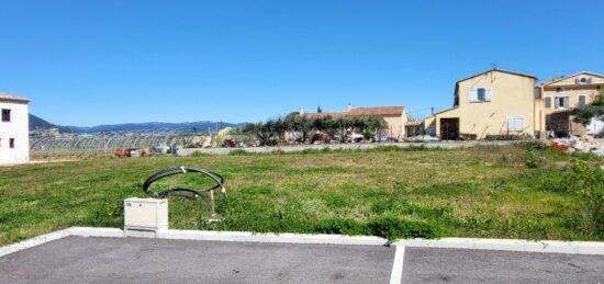 Terrain à bâtir à La Crau, Provence-Alpes-Côte d'Azur