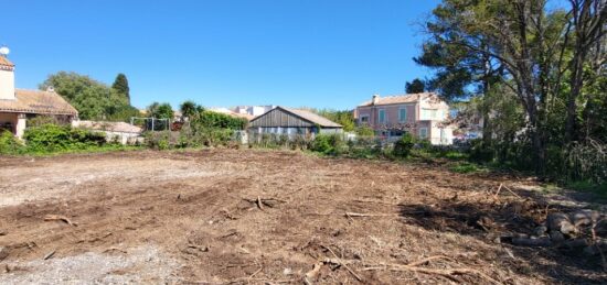 Terrain à bâtir à La Crau, Provence-Alpes-Côte d'Azur