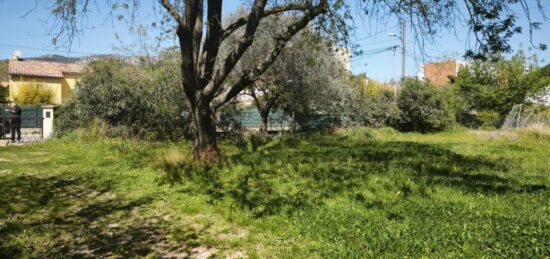 Terrain à bâtir à , Var