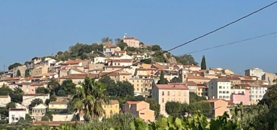 Terrain à bâtir à Pierrefeu-du-Var, Provence-Alpes-Côte d'Azur