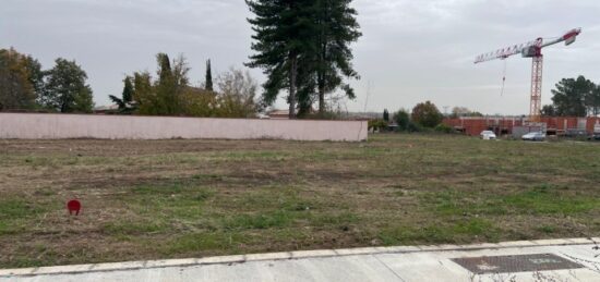 Terrain à bâtir à Pechbonnieu, Occitanie