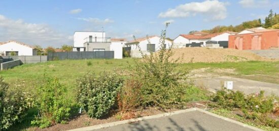 Terrain à bâtir à , Haute-Garonne