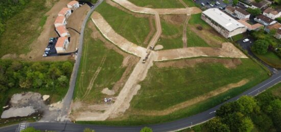 Terrain à bâtir à , Charente