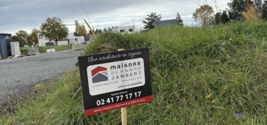 Terrain à bâtir à Écouflant, Pays de la Loire