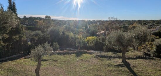 Terrain à bâtir à Roquefort-les-Pins, Provence-Alpes-Côte d'Azur