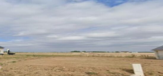 Terrain à bâtir à Notre-Dame-d'Oé, Centre-Val de Loire