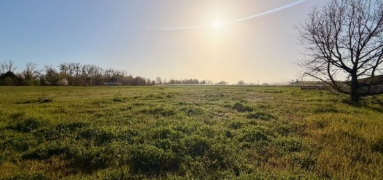 Terrain à bâtir à , Dordogne