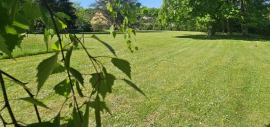 Terrain à bâtir à Quincy-Voisins, Île-de-France