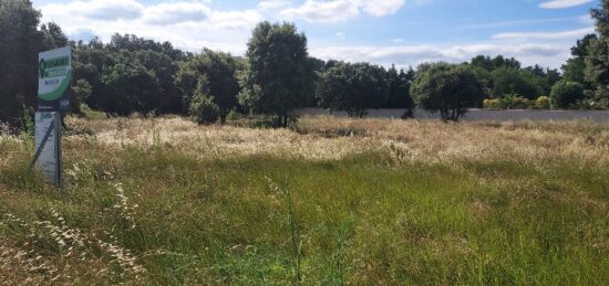 Terrain à bâtir à Avignon, Provence-Alpes-Côte d'Azur