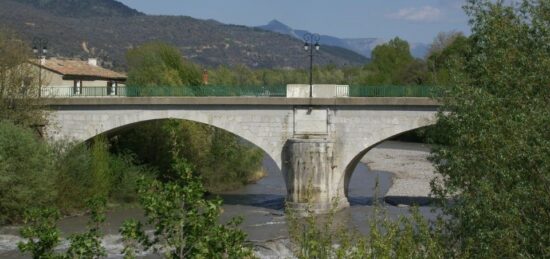 Terrain à bâtir à , Alpes-de-Haute-Provence