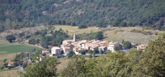 Terrain à bâtir à , Alpes-de-Haute-Provence