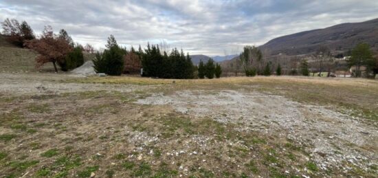 Terrain à bâtir à Bevons, Provence-Alpes-Côte d'Azur