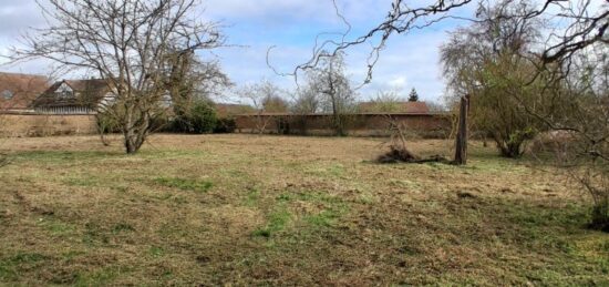 Terrain à bâtir à Corneuil, Normandie