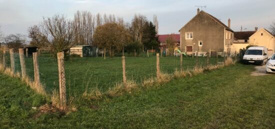 Terrain à bâtir à Esches, Hauts-de-France