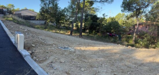 Terrain à bâtir à Rocbaron, Provence-Alpes-Côte d'Azur