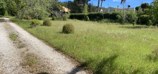 Terrain à bâtir à Pignans, Provence-Alpes-Côte d'Azur