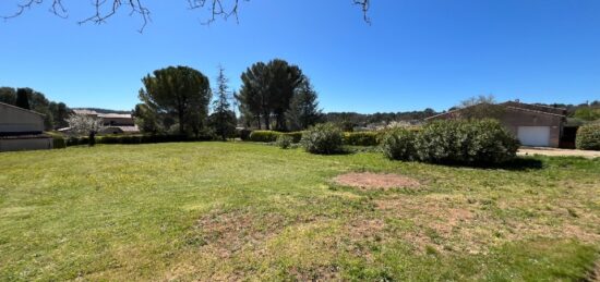Terrain à bâtir à Salernes, Provence-Alpes-Côte d'Azur