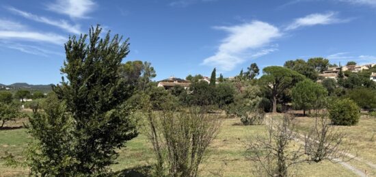 Terrain à bâtir à Fréjus, Provence-Alpes-Côte d'Azur