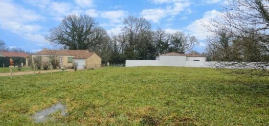 Terrain à bâtir à Le Chay, Nouvelle-Aquitaine
