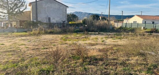 Terrain à bâtir à Pourrières, Provence-Alpes-Côte d'Azur