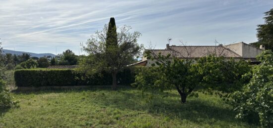 Terrain à bâtir à Hyères, Provence-Alpes-Côte d'Azur