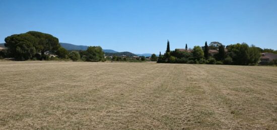 Terrain à bâtir à Cuers, Provence-Alpes-Côte d'Azur
