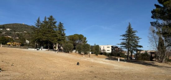 Terrain à bâtir à Manosque, Provence-Alpes-Côte d'Azur
