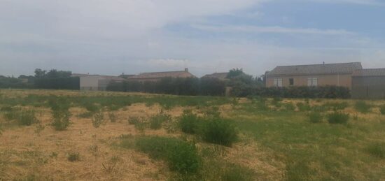 Terrain à bâtir à Sabran, Occitanie