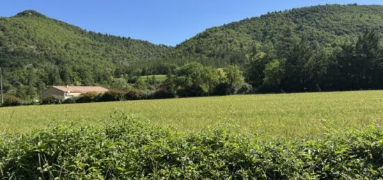 Terrain à bâtir à Valbelle, Provence-Alpes-Côte d'Azur