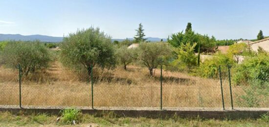 Terrain à bâtir à Pourrières, Provence-Alpes-Côte d'Azur