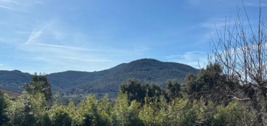 Terrain à bâtir à Les Adrets-de-l'Estérel, Provence-Alpes-Côte d'Azur
