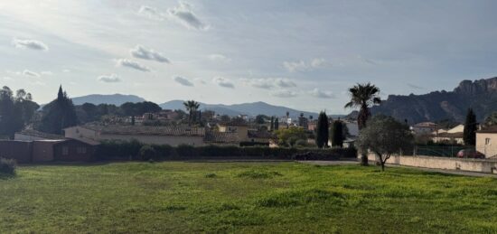 Terrain à bâtir à , Var