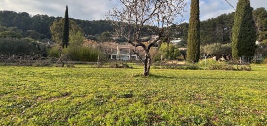 Terrain à bâtir à Solliès-Pont, Provence-Alpes-Côte d'Azur