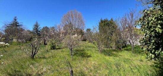 Terrain à bâtir à Manosque, Provence-Alpes-Côte d'Azur