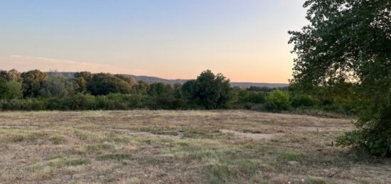 Terrain à bâtir à Laudun-l'Ardoise, Occitanie