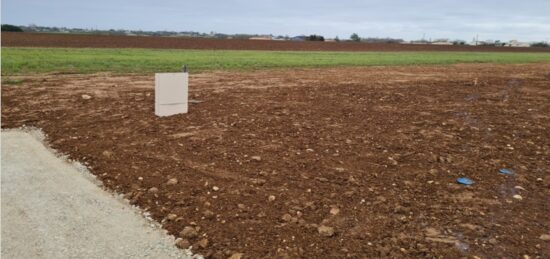 Terrain à bâtir à Bussac-sur-Charente, Nouvelle-Aquitaine