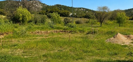 Terrain à bâtir à Hyères, Provence-Alpes-Côte d'Azur