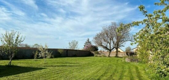 Terrain à bâtir à Issoudun, Centre-Val de Loire