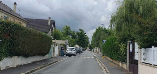 Terrain à bâtir à Lardy, Île-de-France