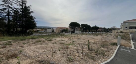 Terrain à bâtir à Manosque, Provence-Alpes-Côte d'Azur