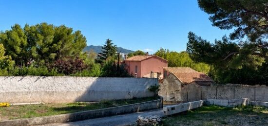 Terrain à bâtir à Les Pennes-Mirabeau, Provence-Alpes-Côte d'Azur